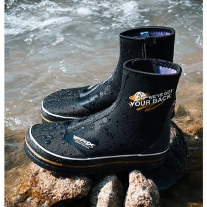 BOTAS DE PESCA ANTIDESLIZANTE